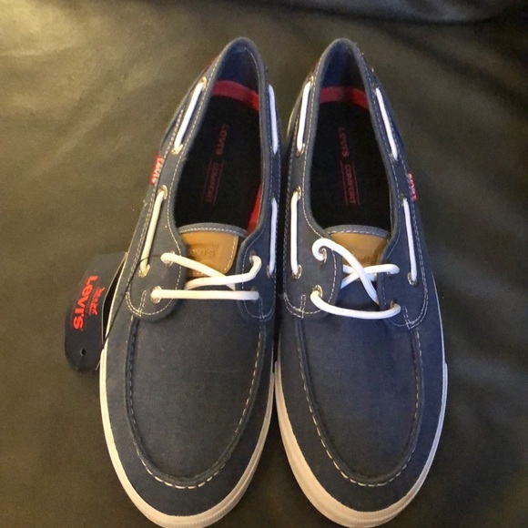 levi's boat shoes